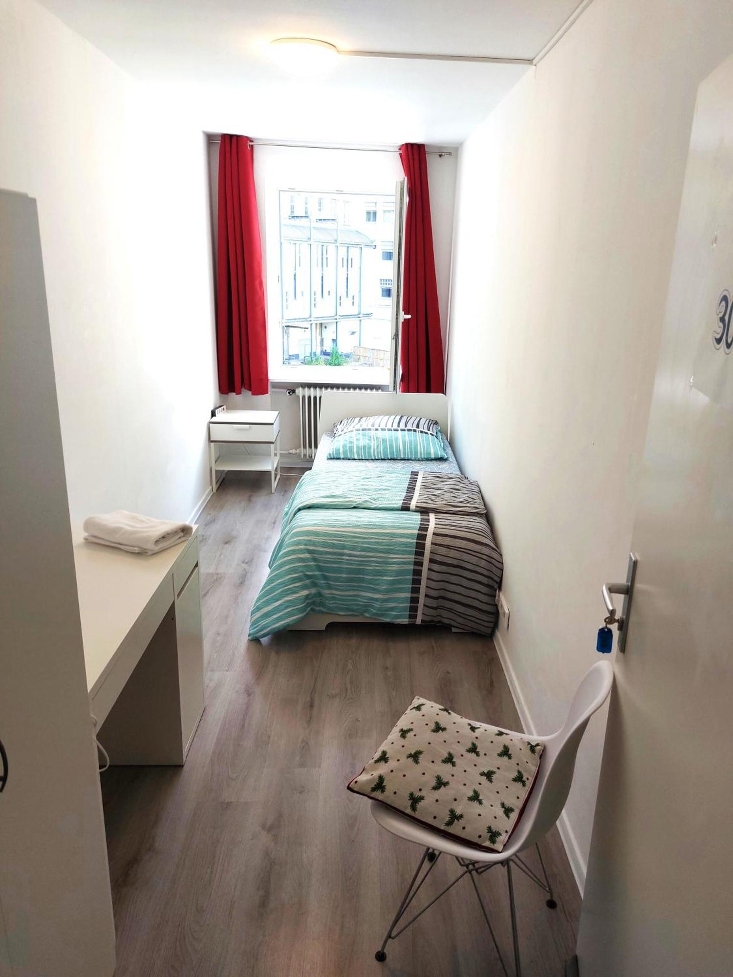 Schoenes Helles Zimmer Direkt In Frankfurt City Nr 301 Hotel Frankfurt am Main Exterior photo
